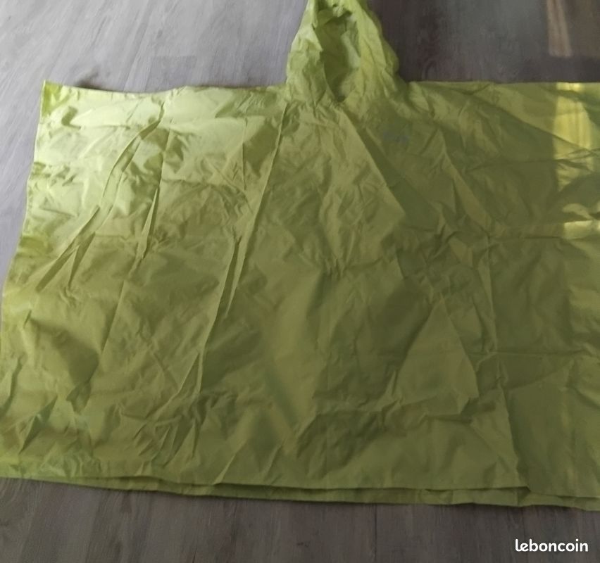 Poncho pluie SOLOGNAC (image 1)