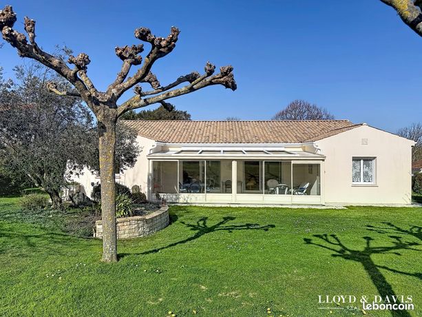 Propriété 5 pièces 144 m²