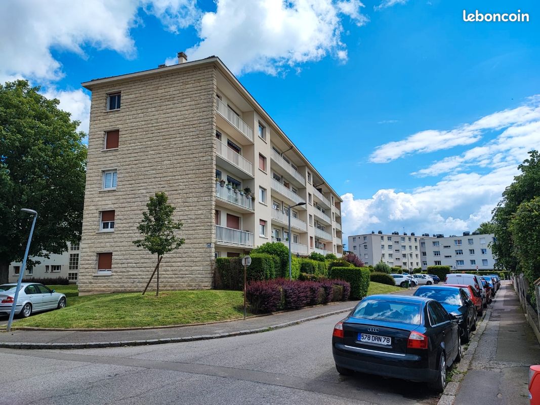 Appartement 4 pièces 67 m² · à Bois-d'Arcy · 66,9 m² · 200 000 €
