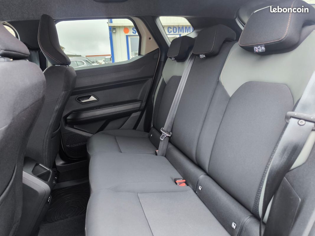 Nouveau Dacia Duster Hybrid 140 ch BVA Extreme + /4X2 / Caméra 360° / 1°Main (image 5)