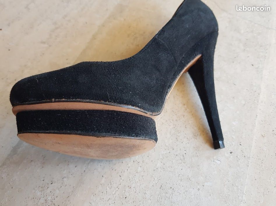 Superbes escarpins Georgia Rose en nubuck noir (image 3)