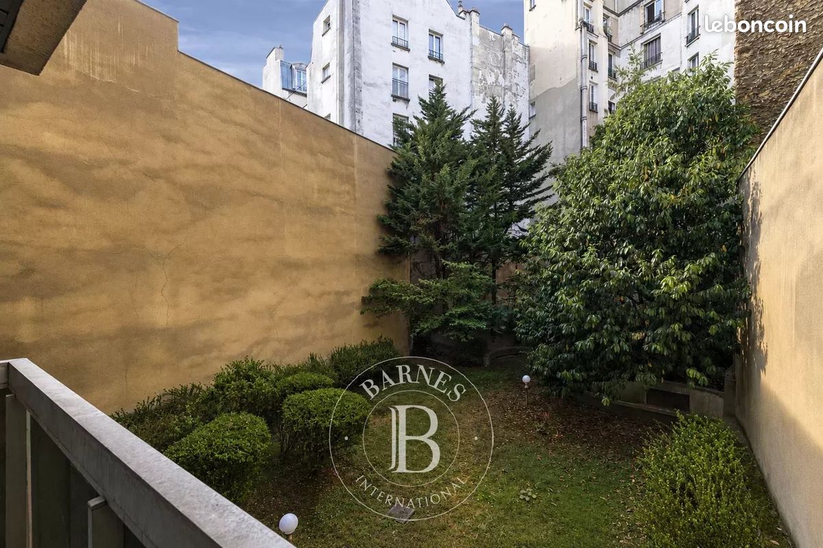 Appartement 1 pièce 28 m² · à Paris · 28 m² · 389 000 €