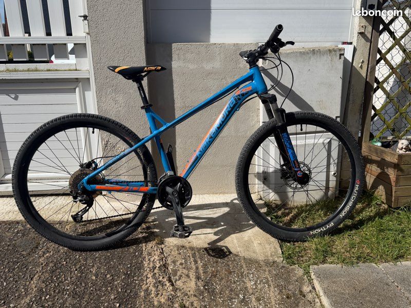 VTT Vintage Nakamura – 26 Pouces – Cadre Acier – 21 Vitesses – Homme – Argenté