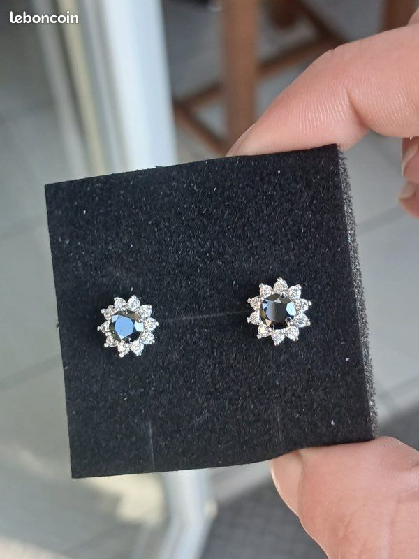 Boucles d’oreilles en argent plaqué or avec diamants de moissonite et certificat gra (image 6)