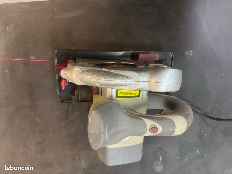 Scie circulaire Performance Power PCS1050L – 1050W – bon état (image 2)