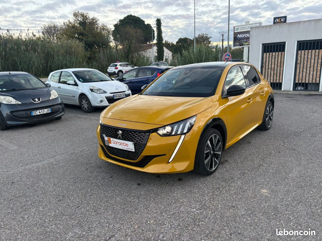Peugeot 208 GT Line (image 3)