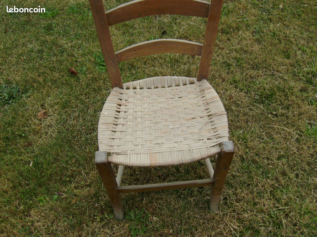 Chaise ancienne (image 2)