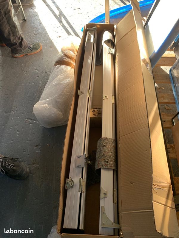 Volet/persienne repliable pvc gris clair SOTHOFERM (image 2)