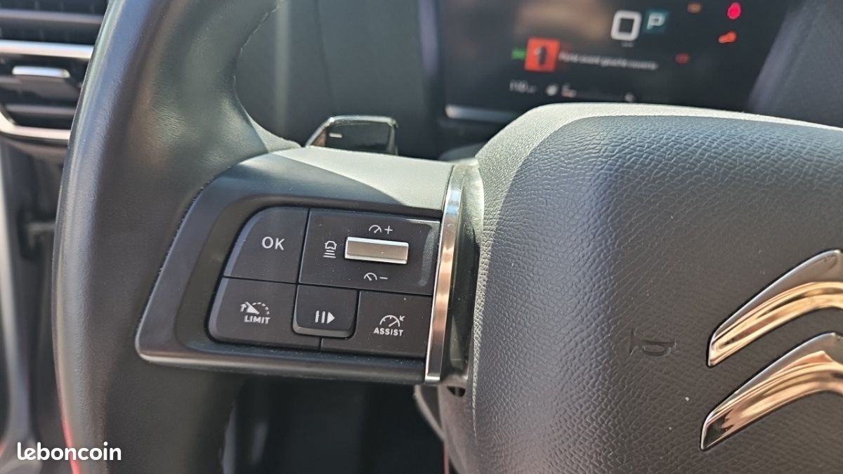 Citroën C4 PURETECH 130 SS EAT8 SHINE (image 15)