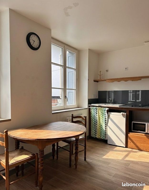 Appartement 1 pièce 27 m² · à Saint-Étienne · 27 m² · 410 €/mois