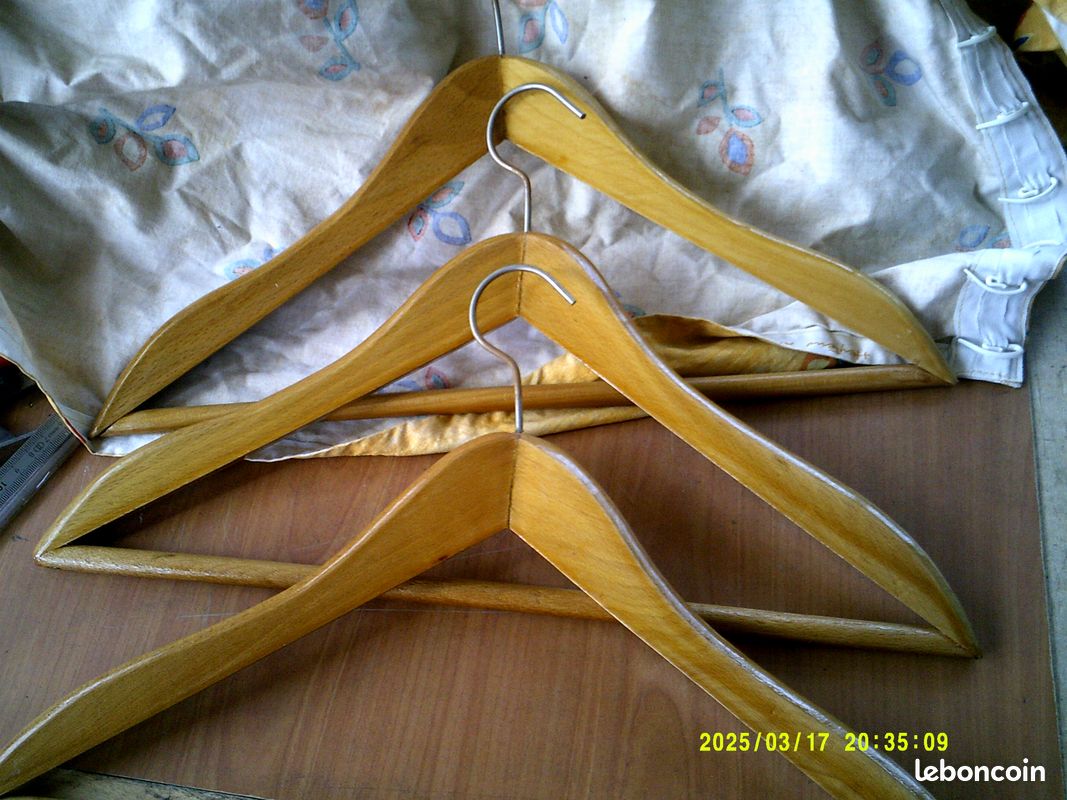 Ancien porte mantaeux bois (image 1)