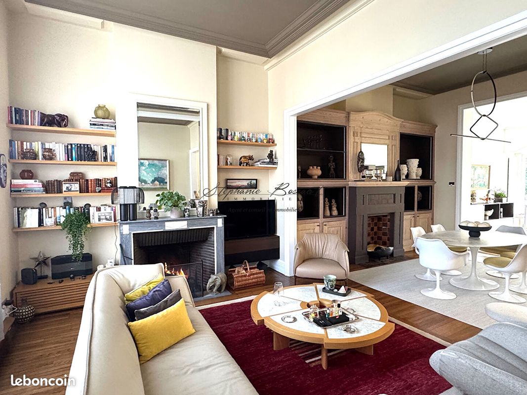 Maison 8 pièces 241 m² · à La Madeleine · 241 m² · 1 260 000 €