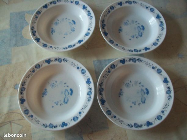 Lot De 2 Assiettes Creuses Arcopal Vintage – Collection Séventies Kitsch Année 70