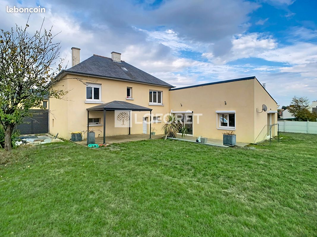 Maison 4 pièces 122 m² · à Saint-Maugan · 122 m² · 264 000 €