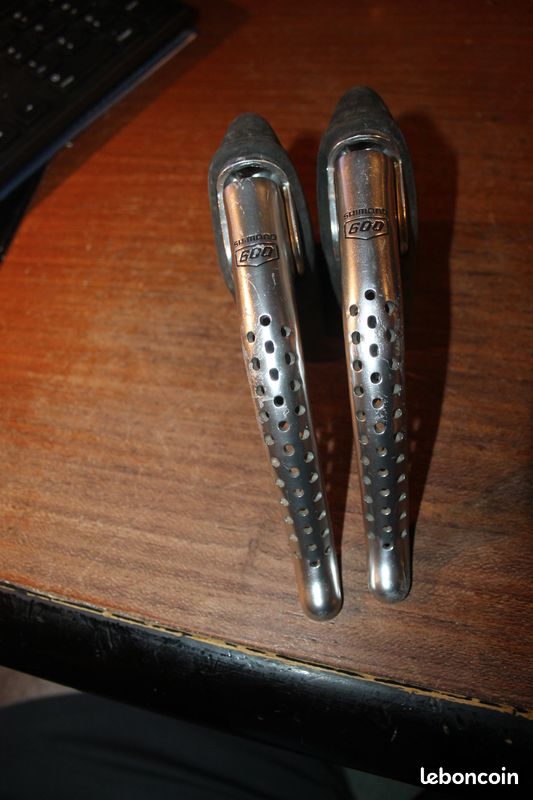 Leviers de frein vintage, rétro, années 80, Shimano 600 Leviers de frein vintage, rétro, années 80, Shimano 600