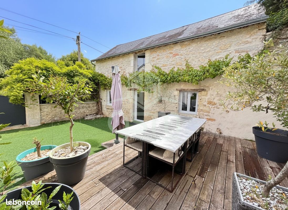 Maison 6 pièces 144 m² · à Saint-Épain · 144 m² · 180 900 €