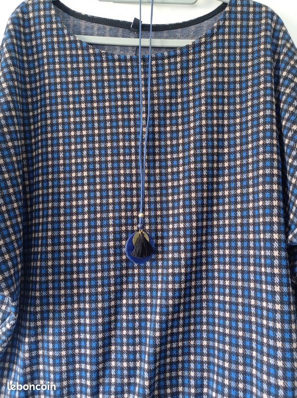 Haut manches 3/4 et son bijou assorti taille 4 (image 3)