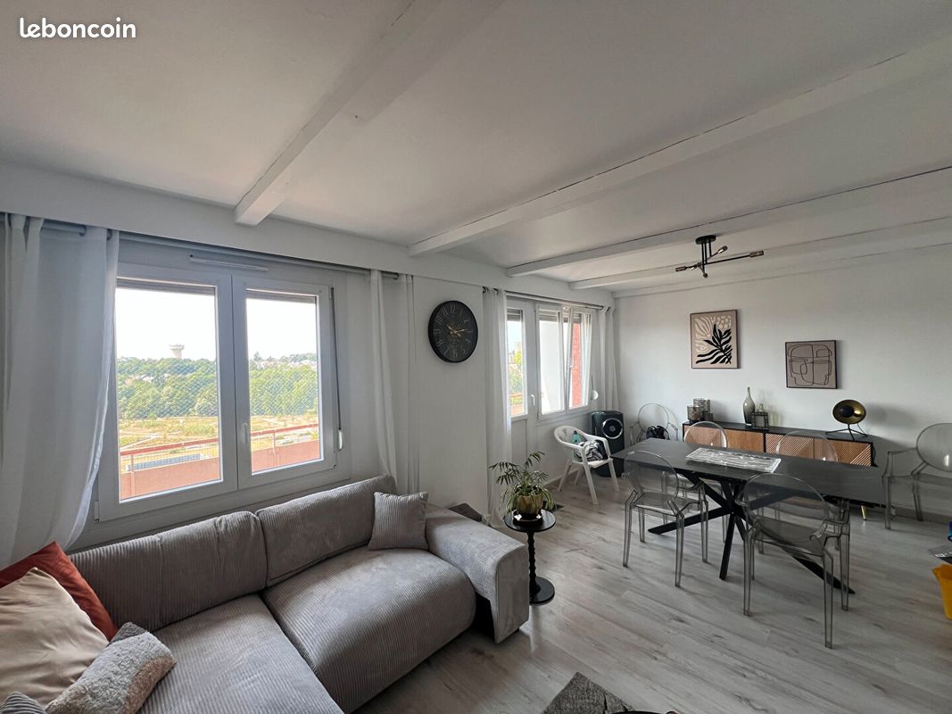 Appartement 4 pièces 74 m² · à Maubeuge · 74 m² · 870 €