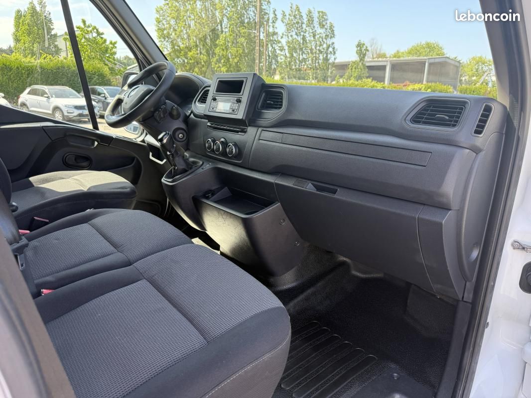 Renault Master F3300 DCi 135 CV 10 100HT (image 8)
