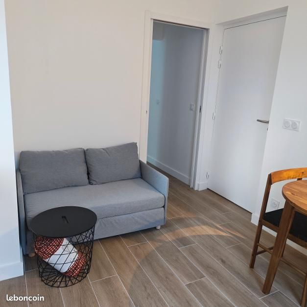 Appartement 1 pièce 24 m² · à Gex · 24 m² · 1 050 €/mois