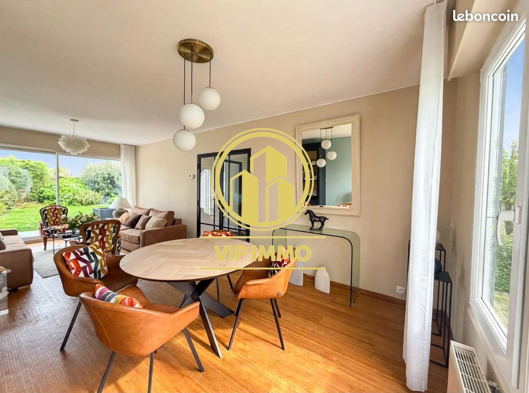 Maison 5 pièces 90 m² · à Wambrechies · 90 m² · 375 000 €