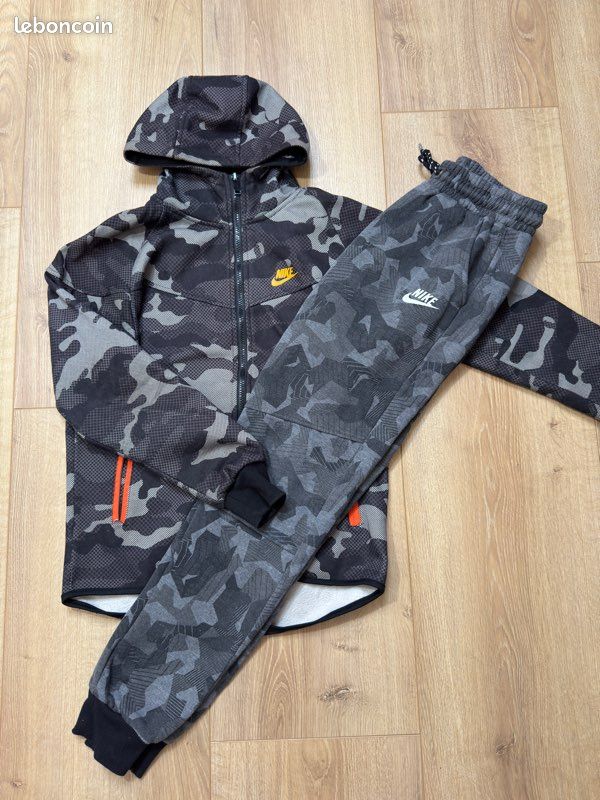 Ensemble nike tech fleece militaire M et S homme Vêtements