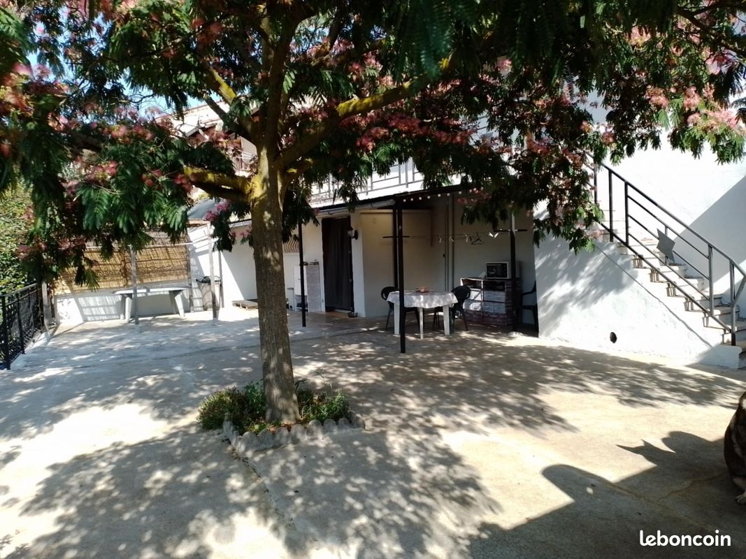 Maison 4 pièces 138 m² · à Genilac · 138 m² · 235 000 €