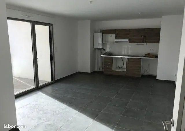 Appartement 3 pièces 63 m² · à Tours · 63 m² · 735 €