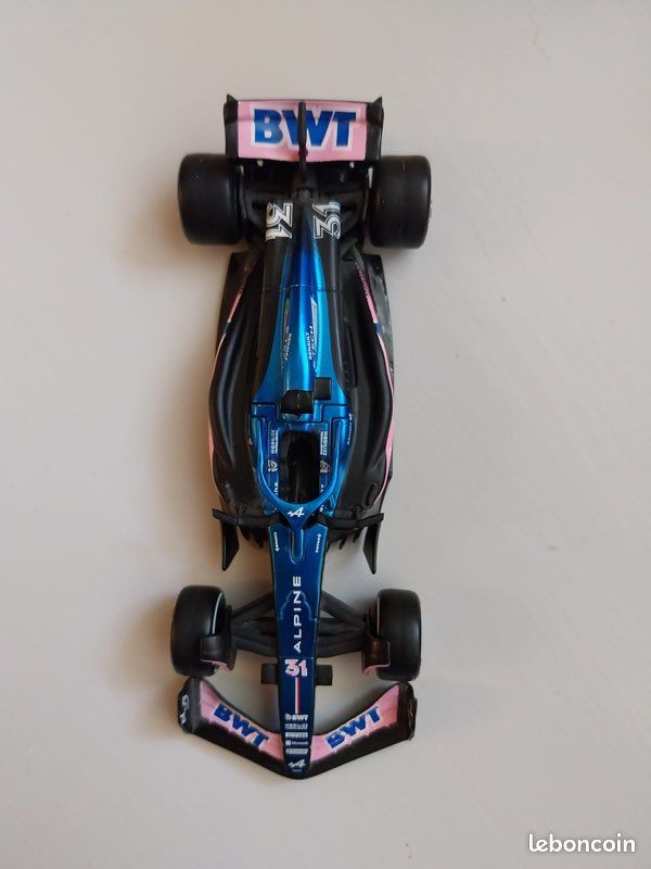 Miniature formule 1 alpine burago (image 3)