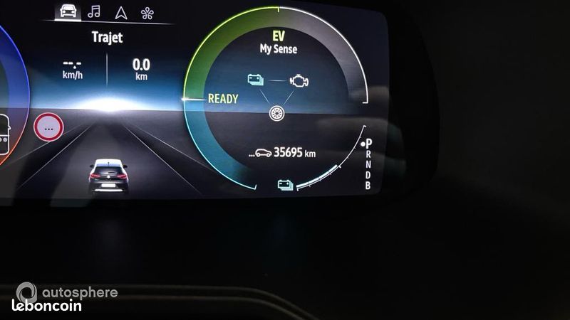 Renault Clio 1.6 E-Tech hybride 145ch RS Line (image 9)