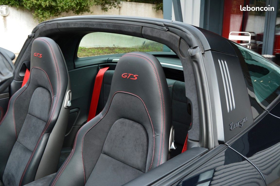 Porsche 991.2 Targa 4 GTS 450 cv (image 9)