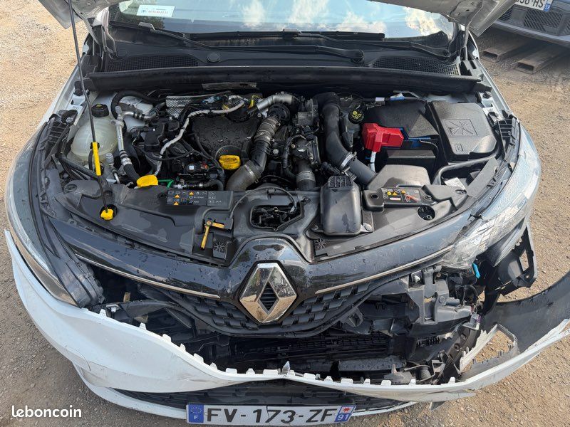Clio 5 2 places accidentée 12/2020 (image 5)