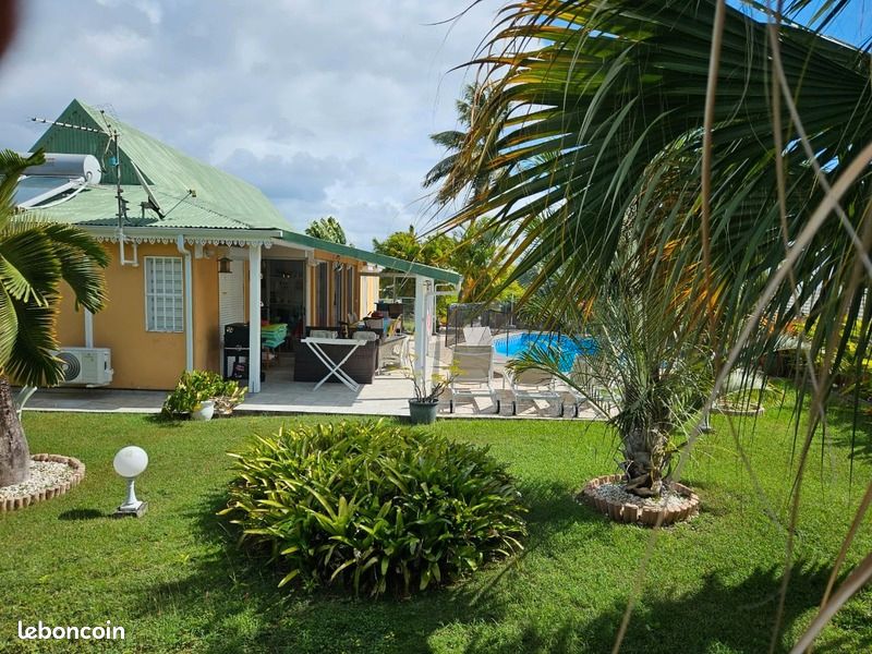 Maison 6 pièces 178 m² · à Le Gosier · 178 m² · 689 000 €