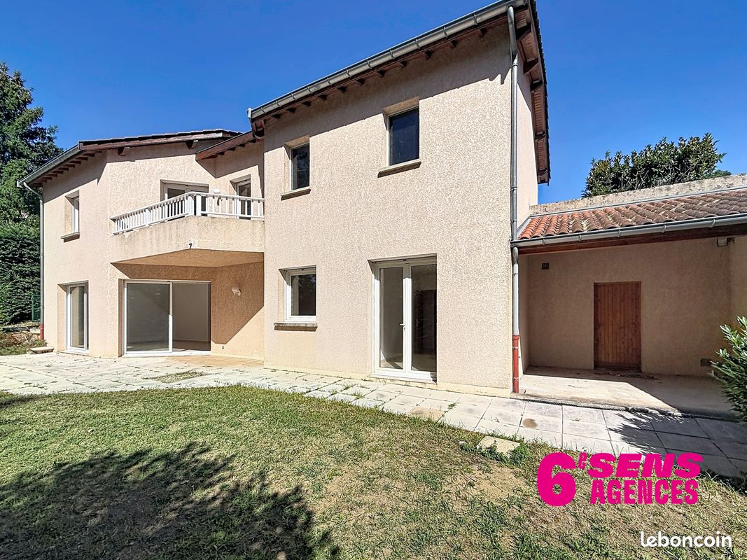 Maison 6 pièces 151 m² · à Francheville · 151 m² · 610 000 €