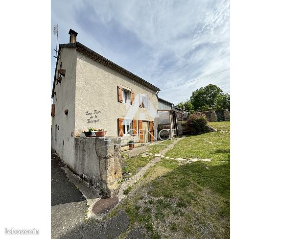 Maison 5 pièces 100 m² · à Grandrieu · 100 m² · 140 000 €