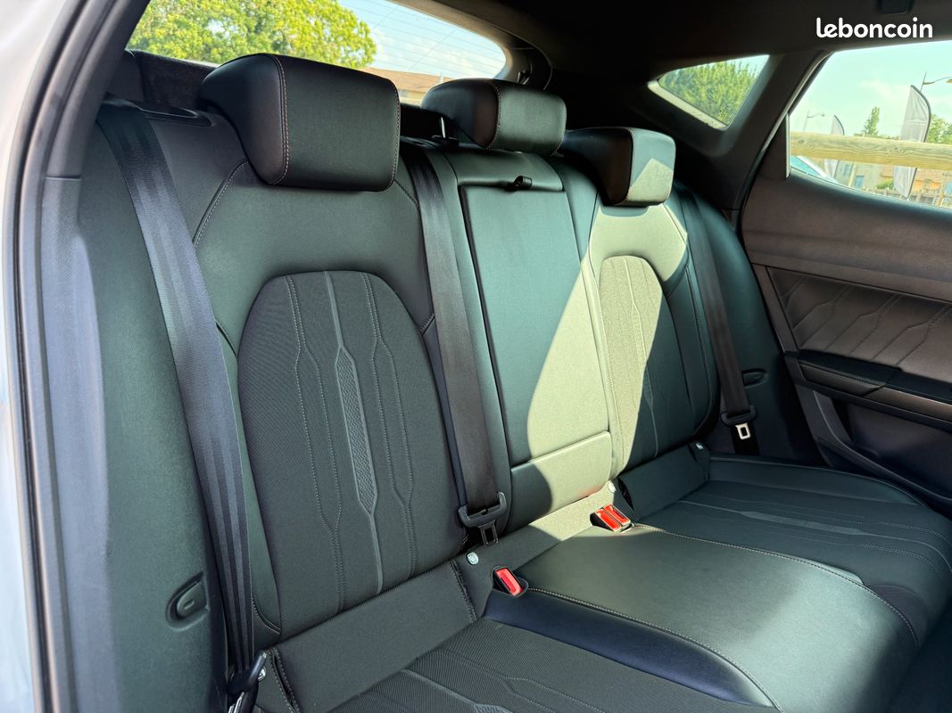 CUPRA FORMENTOR 1.4 e-HYBRID 245 ch DSG6 VZ (image 10)