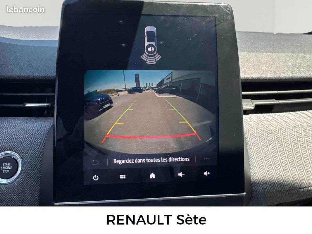 RENAULT Clio E-Tech full hybrid 145 ch GSR2 Techno (image 17)