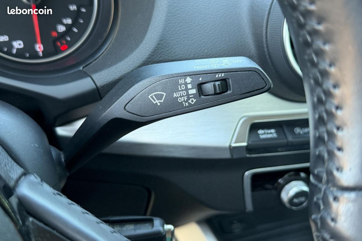 Audi q2 1.4 tfsi bva essence 150 s tronic sport suv premium (image 33)