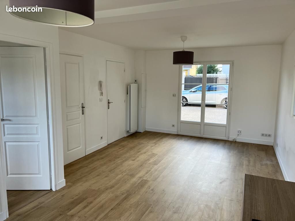 Appartement 2 pièces 44 m² · à Conflans-Sainte-Honorine · 43,6 m² · 848 €/mois