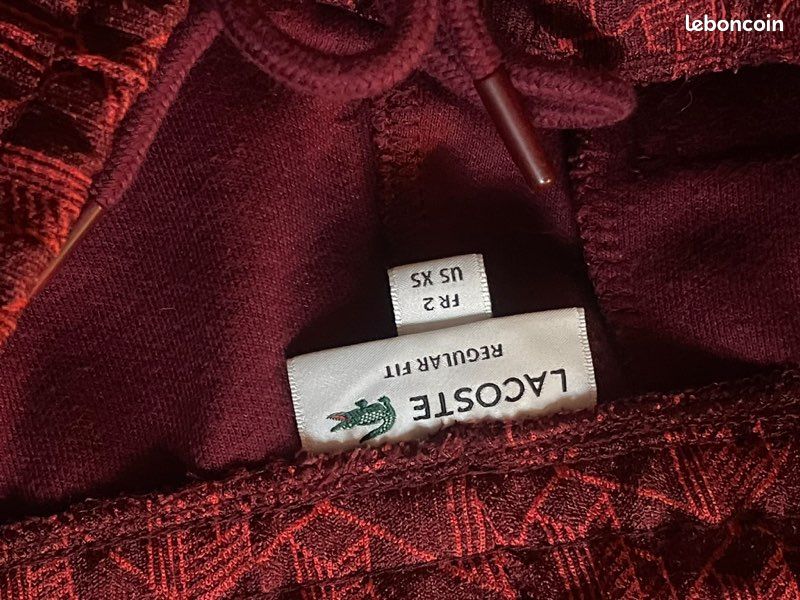 Ensemble survêtement veste, pantalon et t-shirt rouge originale authentique de marque Lacoste (image 5)