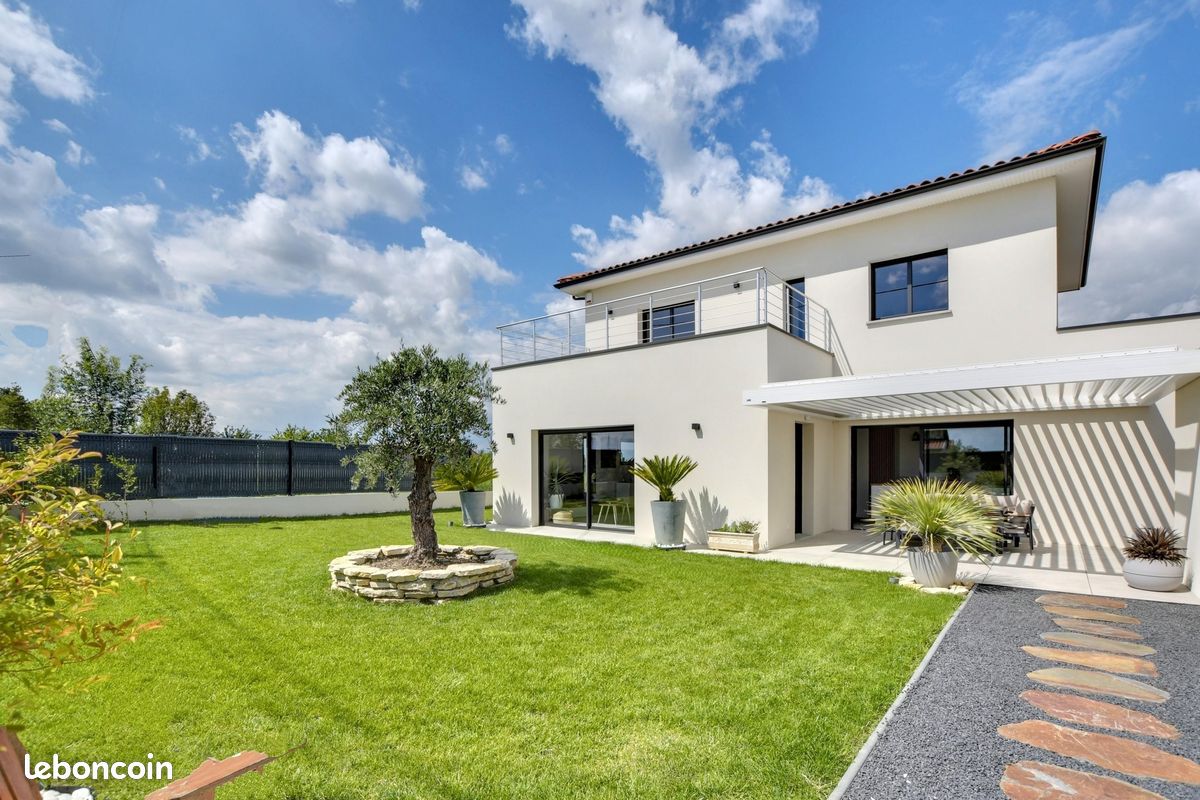 Maison 5 pièces 165 m² · à Escalquens · 165 m² · 569 900 €