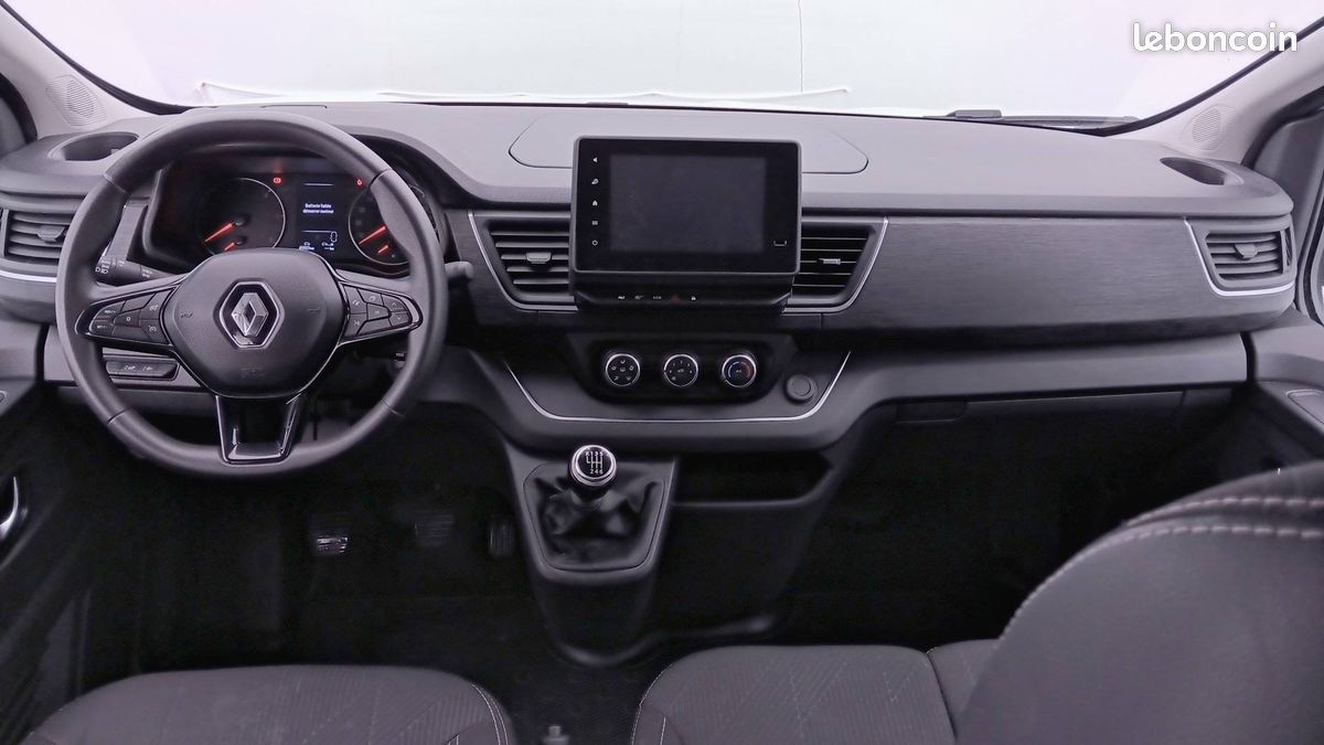 Renault trafic ca l1h1 3000 kg blue dci 130 grand (image 3)
