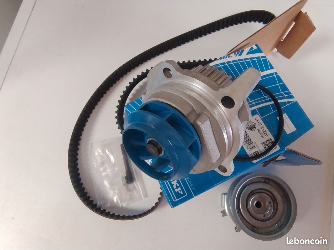 Kit Distribution SKF VKMC 01263-1 Avec Pompe à Eau - Courroie, Galets, Pompe AquaMax - Pour Remplacement Complet