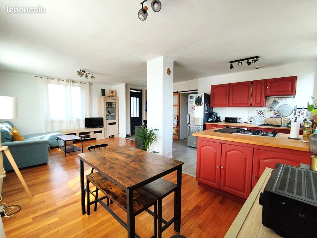 Maison 4 pièces 82 m² · à Saint-Pierre-des-Corps · 82 m² · 250 000 €