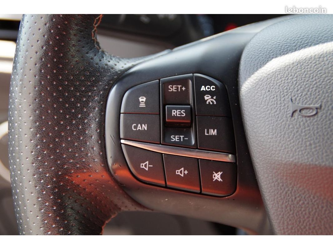 FORD FOCUS IV ST SW 2.3 EcoBoost 280cv BVM6 + OPTIONS (image 26)
