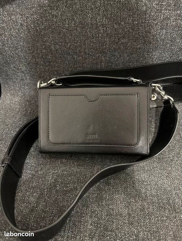 Sac Ami Paris (image 2)