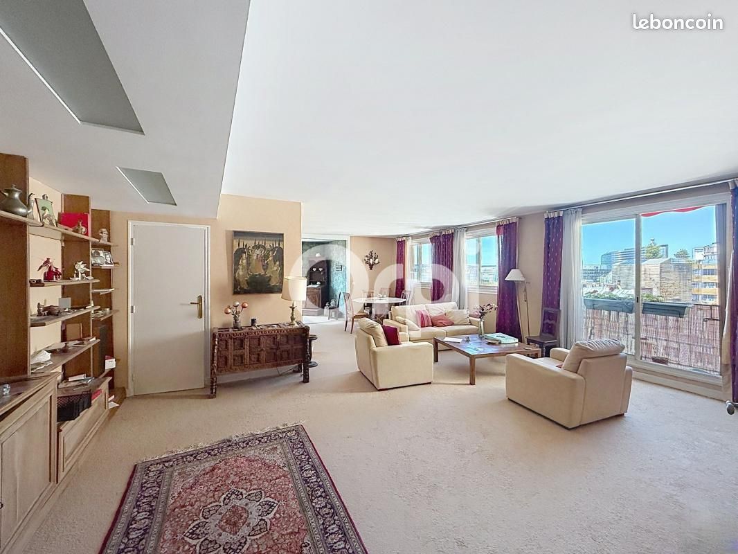Appartement 7 pièces 147 m² · à Paris · 147 m² · 995 000 €