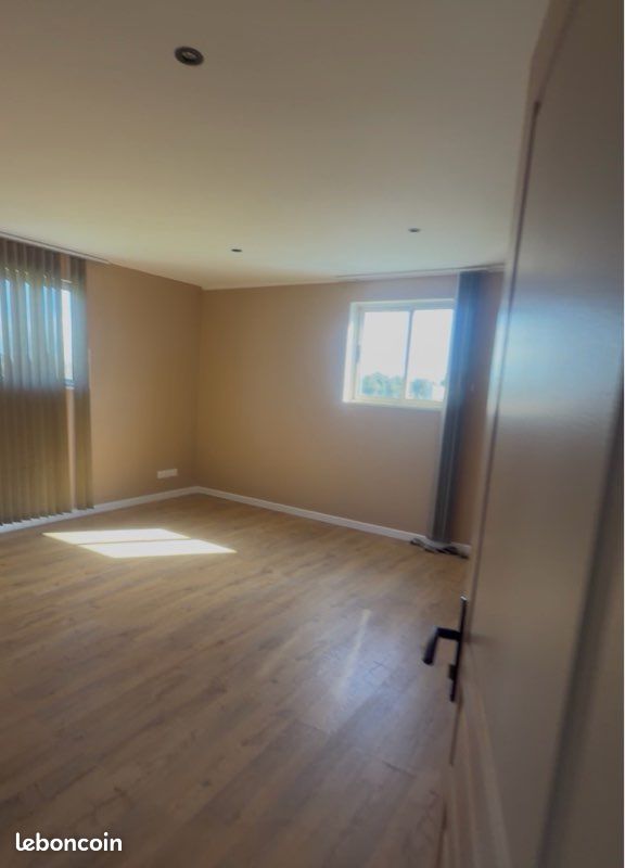 Appartement 4 pièces 125 m² · à Biguglia · 125 m² · 190 000 €