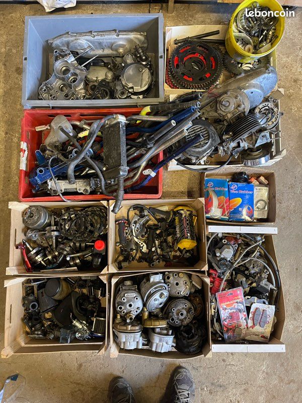 Gros lot de pièces 50cc + Fantic XM (image 1)