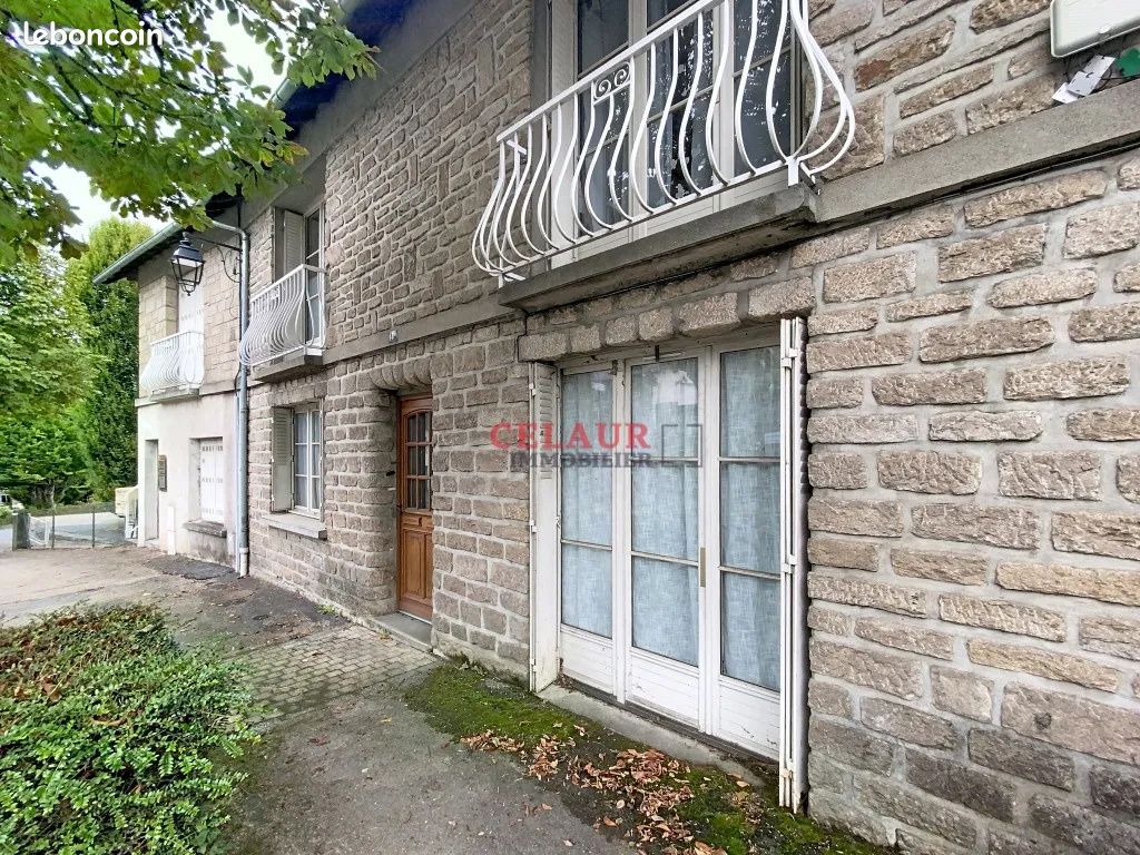 Appartement 172 m² · à Uzerche · 172 m² · 176 000 €